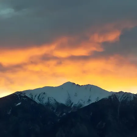 Holiday home Madres Coronat *