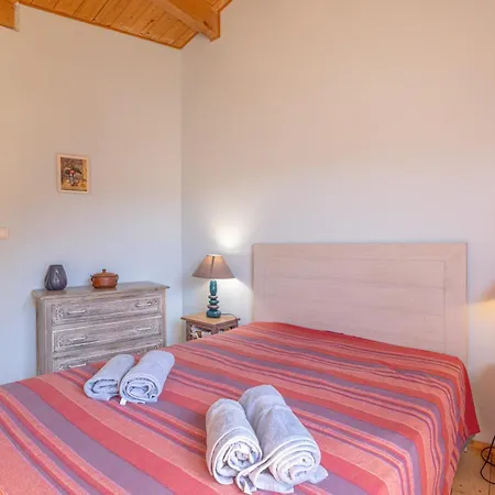 Holiday home Madres Coronat *