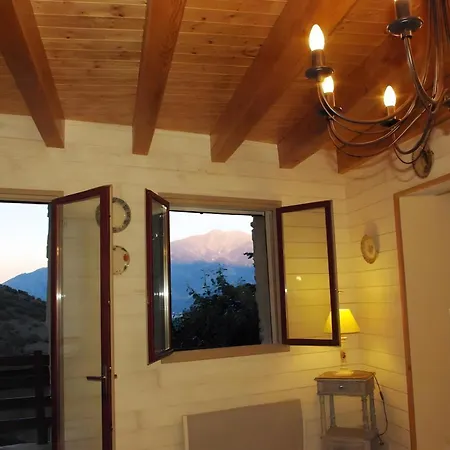 Holiday home Madres Coronat *